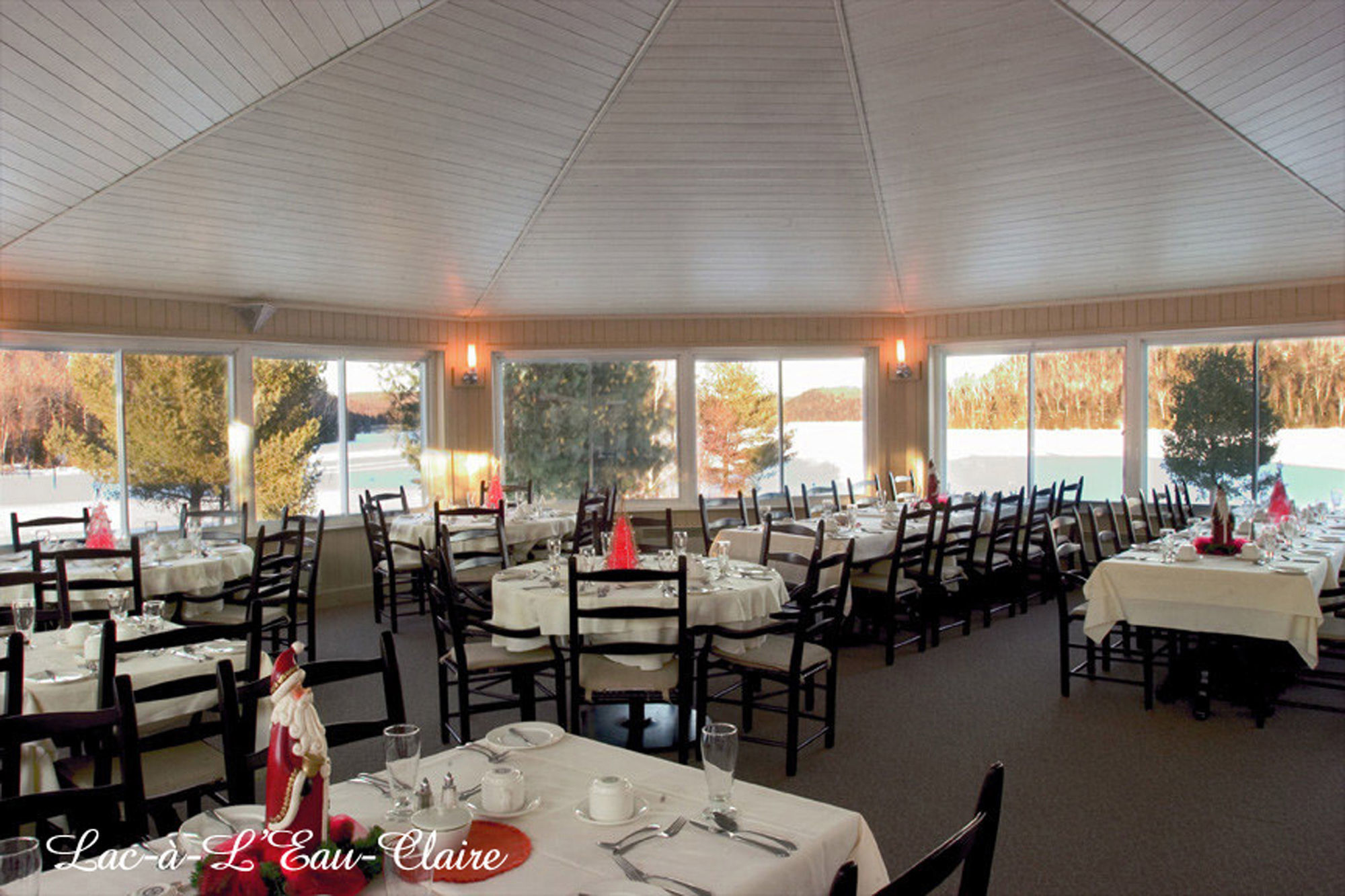 Auberge Du Lac-A-L'Eau-Claire Saint-Alexis-des-Monts Luaran gambar