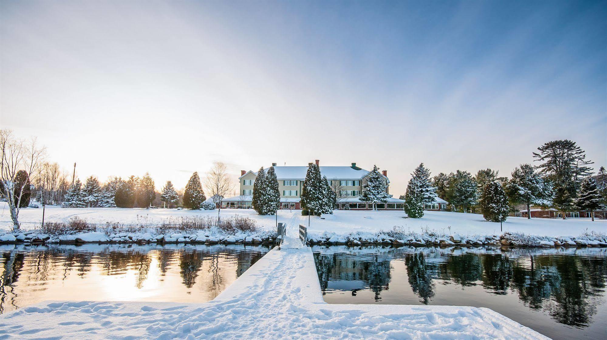 Auberge Du Lac-A-L'Eau-Claire Saint-Alexis-des-Monts Luaran gambar