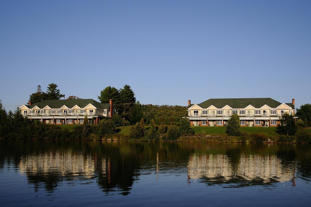 Auberge Du Lac-A-L'Eau-Claire Saint-Alexis-des-Monts Luaran gambar
